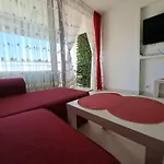 Great Ocean View, At 3 Min, One Bedroom アパート